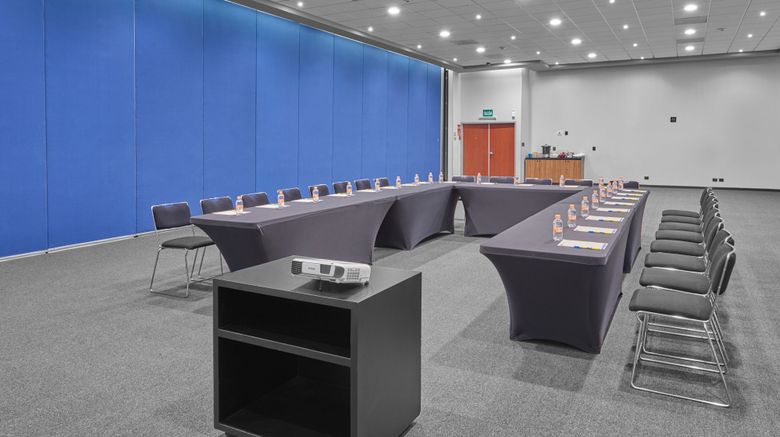 <b>City Express by Marriott Irapuato Meeting</b>. Images powered by <a href="https://www.leonardoworldwide.com/" title="Leonardo Worldwide" target="_blank">Leonardo</a>.