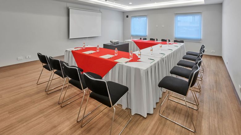<b>City Express Junior by Marriott Meeting</b>. Images powered by <a href="https://www.leonardoworldwide.com/" title="Leonardo Worldwide" target="_blank">Leonardo</a>.