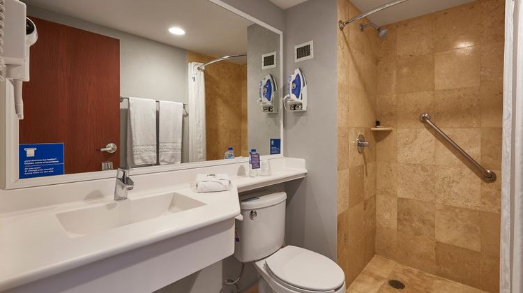 City Express by Marriott Puebla Centro Room