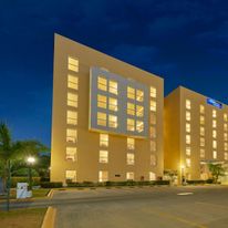 City Express by Marriott Salamanca