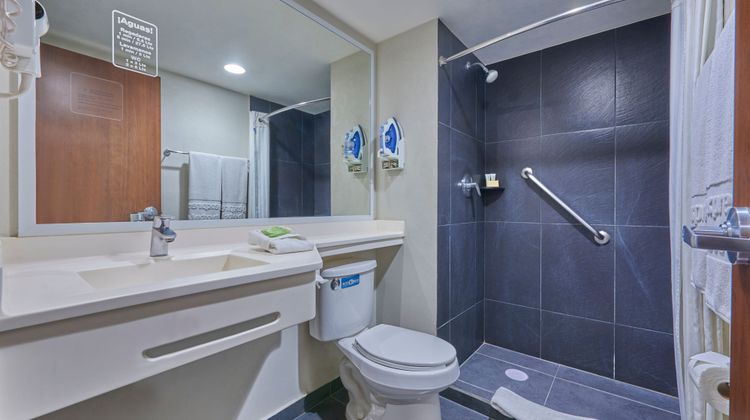 City Express by Marriott Tehuacan Room