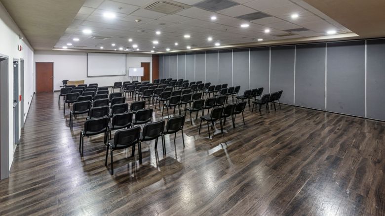 <b>City Express Plus by Marriott Airport Meeting</b>. Images powered by <a href="https://www.leonardoworldwide.com/" title="Leonardo Worldwide" target="_blank">Leonardo</a>.
