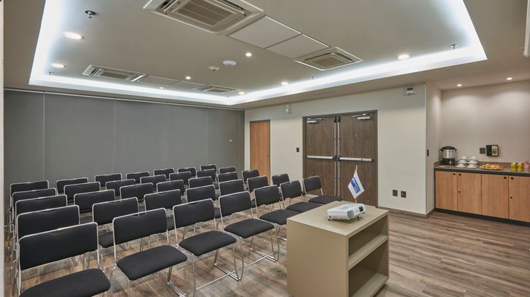 City Express Plus by Marriott Meeting