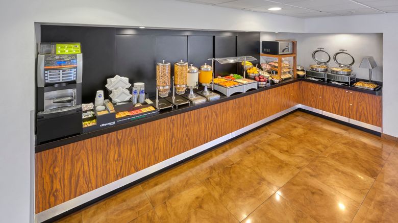 <b>City Express-Marriott Queretaro Jurica Restaurant</b>. Images powered by <a href="https://www.leonardoworldwide.com/" title="Leonardo Worldwide" target="_blank">Leonardo</a>.