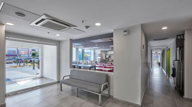 <b>City Express Junior-Marriott Consulado Lobby</b>. Images powered by <a href="https://www.leonardoworldwide.com/" title="Leonardo Worldwide" target="_blank">Leonardo</a>.