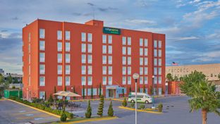 City Express Junior-Marriott Consulado