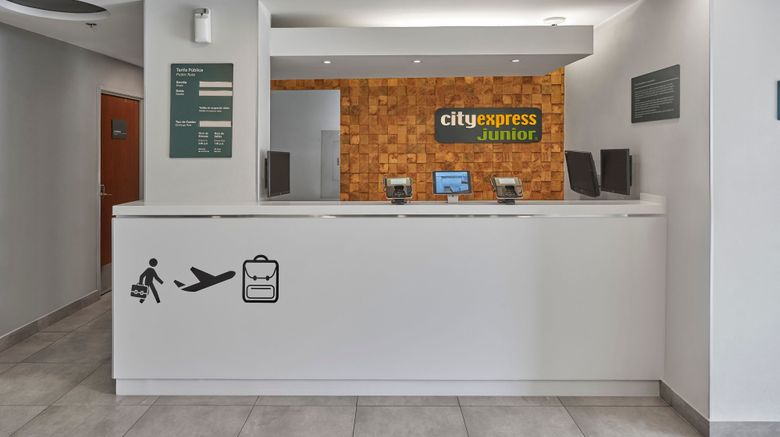 <b>City Express Junior-Marriott Consulado Lobby</b>. Images powered by <a href="https://www.leonardoworldwide.com/" title="Leonardo Worldwide" target="_blank">Leonardo</a>.