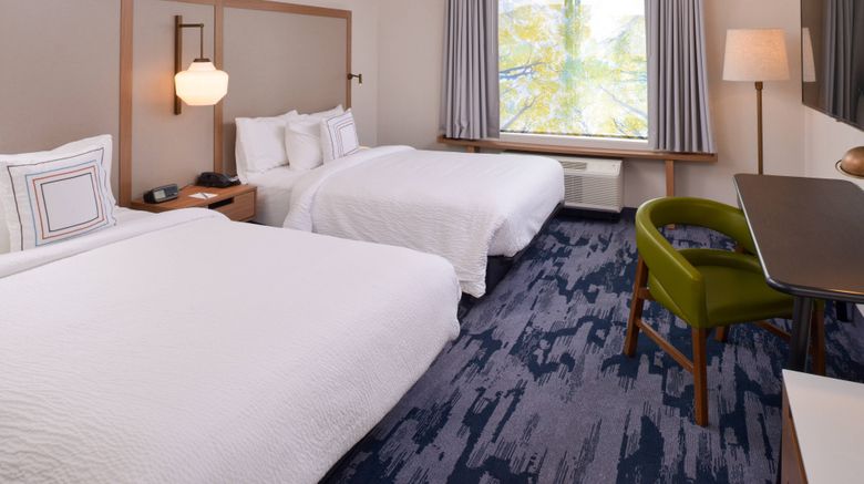 <b>Fairfield Inn & Suites Columbus Room</b>. Images powered by <a href="https://www.leonardoworldwide.com/" title="Leonardo Worldwide" target="_blank">Leonardo</a>.
