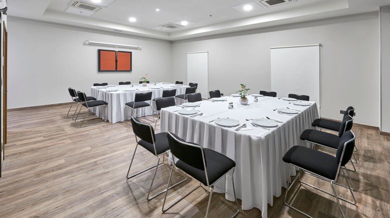 <b>City Express Plus-Marriott Arpt Riviera Meeting</b>. Images powered by <a href="https://www.leonardoworldwide.com/" title="Leonardo Worldwide" target="_blank">Leonardo</a>.