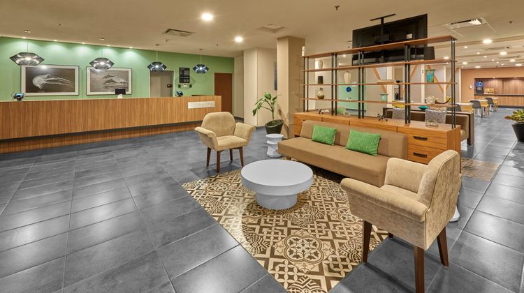 City Express Plus by Marriott Lobby