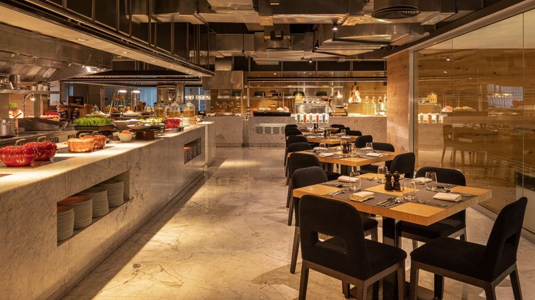 <b>Sheraton Grand Hotel Dubai Restaurant</b>. Images powered by <a href="https://www.leonardoworldwide.com/" title="Leonardo Worldwide" target="_blank">Leonardo</a>.