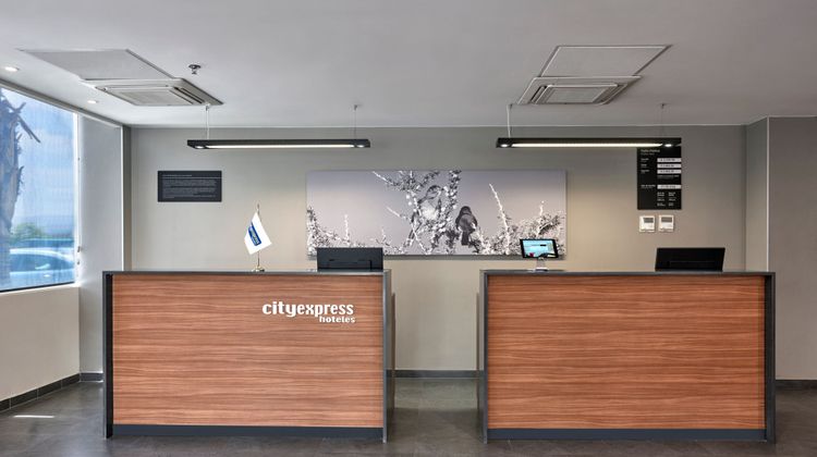 City Express by Marriott Zona Industrial Lobby