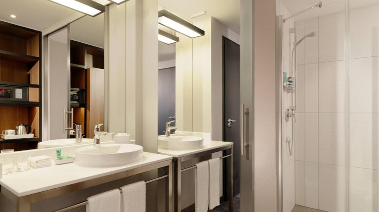 <b>Aloft Stuttgart Room</b>. Images powered by <a href="https://www.leonardoworldwide.com/" title="Leonardo Worldwide" target="_blank">Leonardo</a>.