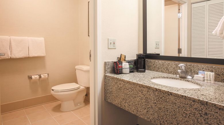 <b>Courtyard Flint Grand Blanc Room</b>. Images powered by <a href="https://www.leonardoworldwide.com/" title="Leonardo Worldwide" target="_blank">Leonardo</a>.