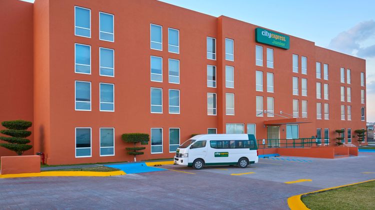 City Express Junior by Marriott Exterior
