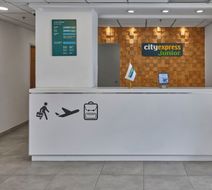 City Express Junior by Marriott Lobby
