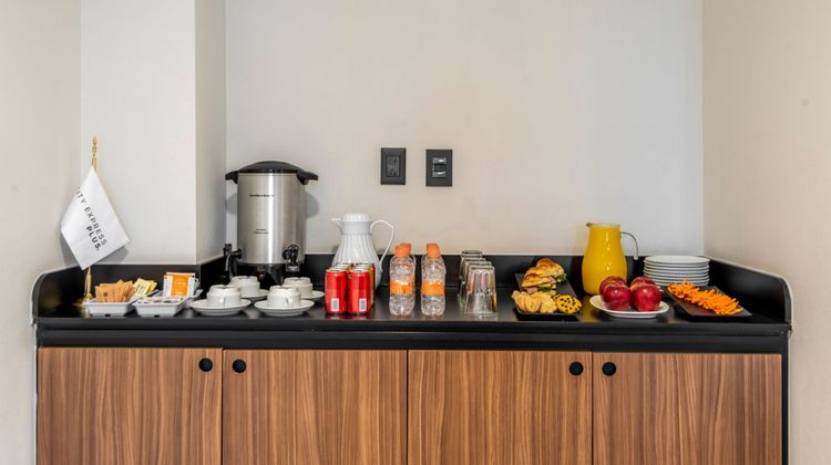 City Express Plus by Marriott Palomar Restaurant