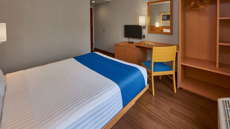 City Express by Marriott Room
