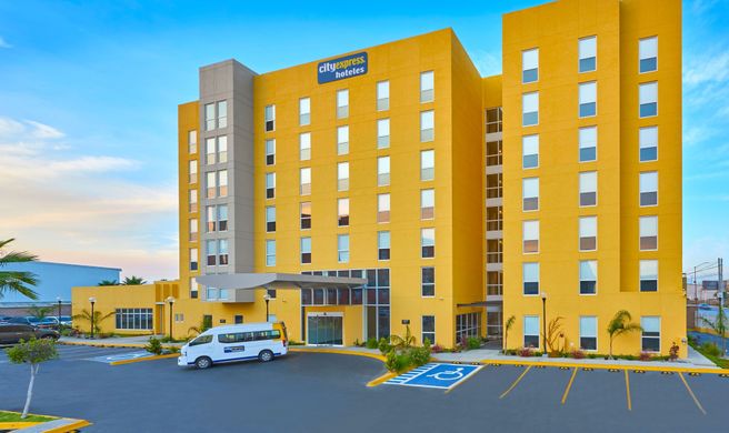 City Express Junior by Marriott Exterior