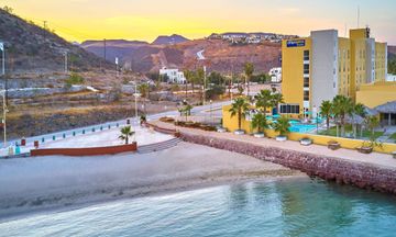 City Express by Marriott La Paz