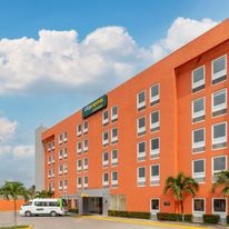 City Express Junior by Marriott Airport