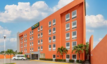 City Express Junior by Marriott Airport
