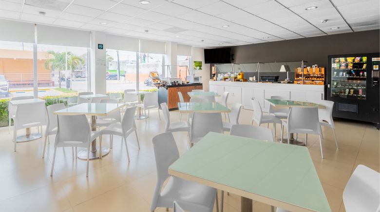 <b>City Express Junior by Marriott Airport Restaurant</b>. Images powered by <a href="https://www.leonardoworldwide.com/" title="Leonardo Worldwide" target="_blank">Leonardo</a>.