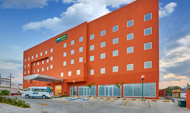 City Express Junior by Marriott Exterior