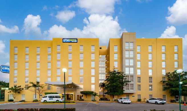 City Express by Marriott Villahermosa Exterior