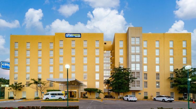 City Express by Marriott Villahermosa Exterior