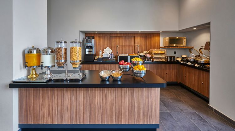 City Express by Marriott La Raza Restaurant