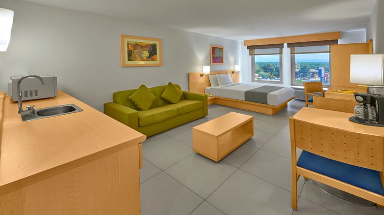 <b>City Express by Marriott Lazaro Cardenas Suite</b>. Images powered by <a href="https://www.leonardoworldwide.com/" title="Leonardo Worldwide" target="_blank">Leonardo</a>.