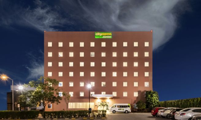 City Express Junior by Marriott Exterior