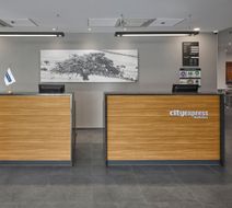 City Express by Marriott Lobby