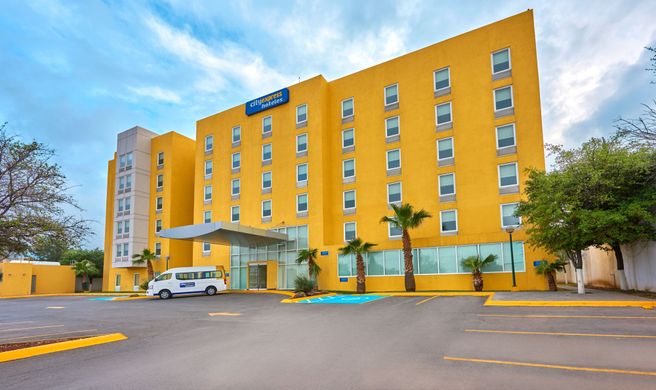 City Express by Marriott Saltillo Sur Exterior