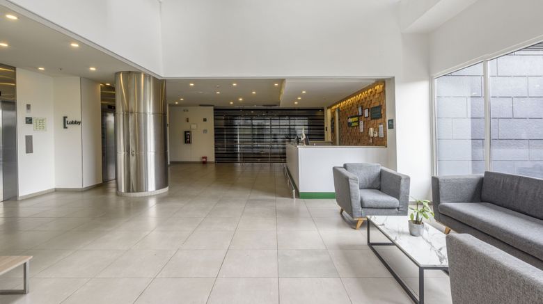 <b>City Express Junior by Marriott Airport Lobby</b>. Images powered by <a href="https://www.leonardoworldwide.com/" title="Leonardo Worldwide" target="_blank">Leonardo</a>.