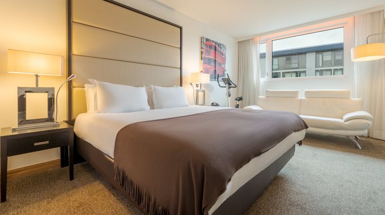 Pestana Chelsea Bridge Hotel & Spa Suite