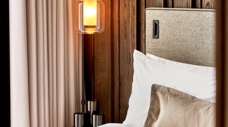 1 Hotel Mayfair Suite