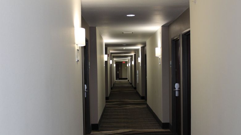<b>Holiday Inn Express Hotel & Suites Lobby</b>. Images powered by <a href="https://www.leonardoworldwide.com/" title="Leonardo Worldwide" target="_blank">Leonardo</a>.