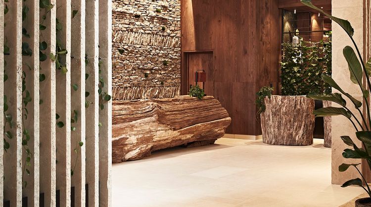 1 Hotel Mayfair Lobby