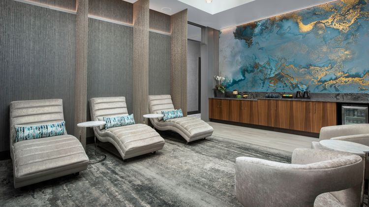 Silver Cloud Hotel Tacoma Point Ruston Spa