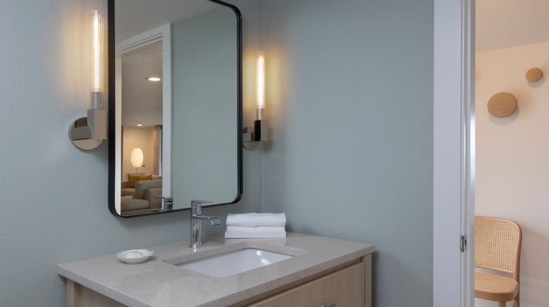 <b>La Siesta Resort & Villas Room</b>. Images powered by <a href="https://www.leonardoworldwide.com/" title="Leonardo Worldwide" target="_blank">Leonardo</a>.