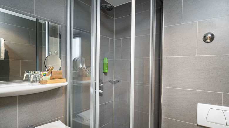 <b>Mainhaus Stadthotel Frankfurt Room</b>. Images powered by <a href="https://www.leonardoworldwide.com/" title="Leonardo Worldwide" target="_blank">Leonardo</a>.