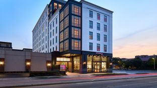 Moxy Charleston Downtown