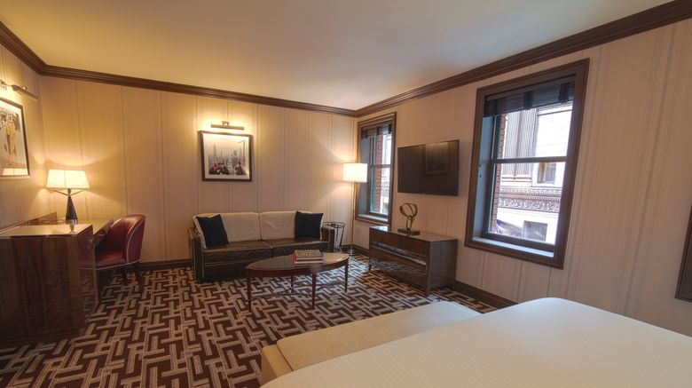 <b>The Iroquois New York Suite</b>. Images powered by <a href="https://www.leonardoworldwide.com/" title="Leonardo Worldwide" target="_blank">Leonardo</a>.