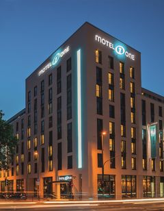 Motel One Dusseldorf-Central Station