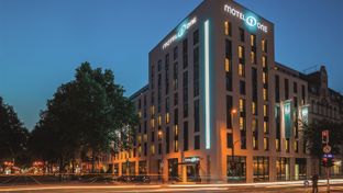 Motel One Dusseldorf-Central Station