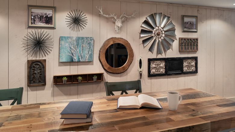 <b>Pine Barn Inn Lobby</b>. Images powered by <a href="https://www.leonardoworldwide.com/" title="Leonardo Worldwide" target="_blank">Leonardo</a>.
