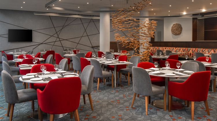 Crowne Plaza Dar Es Salaam Restaurant