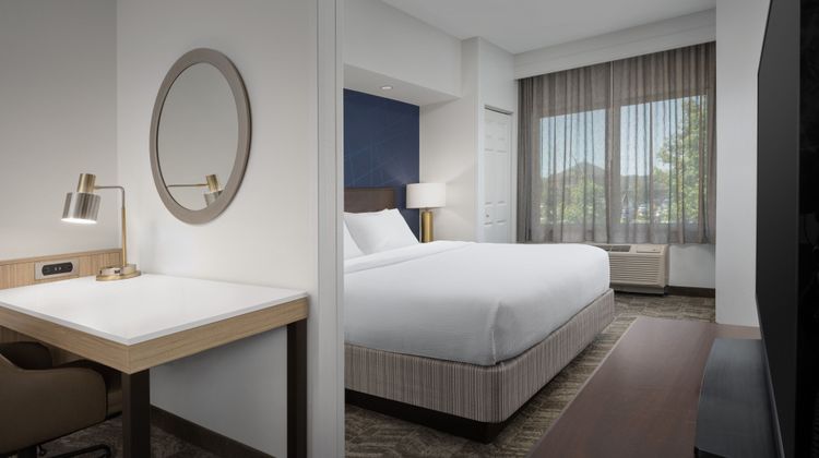 SpringHill Suites by Marriott Suite